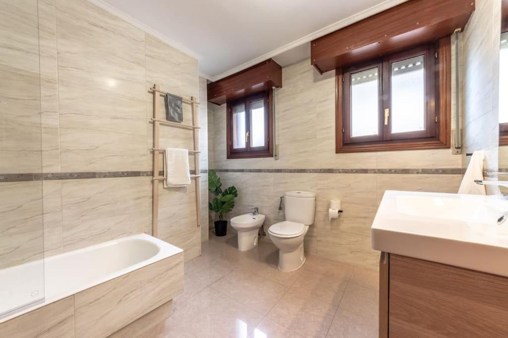 Acogedor Piso En Santurtzi .Parking Privado Lägenhet Exteriör bild